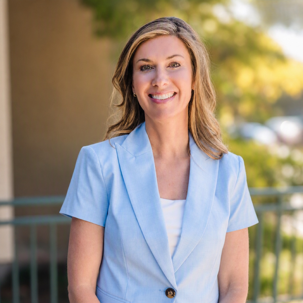 Shaunna Larson, Designated Broker at Laura Mounter Real Estate & Co