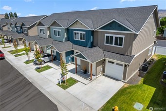 1030 Finch Lane #D2 — brokerage listing photo